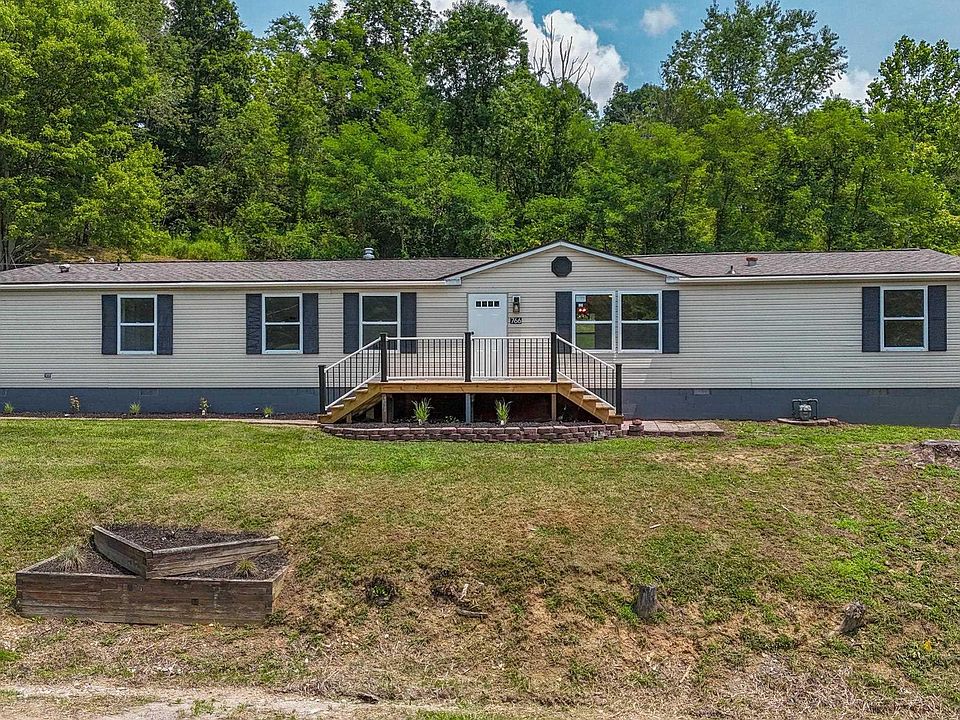 1st image of 766 Oak St