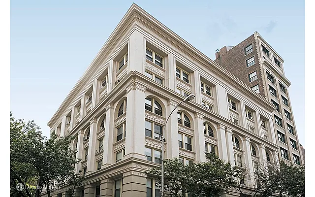 Rented by Douglas Elliman | media 8