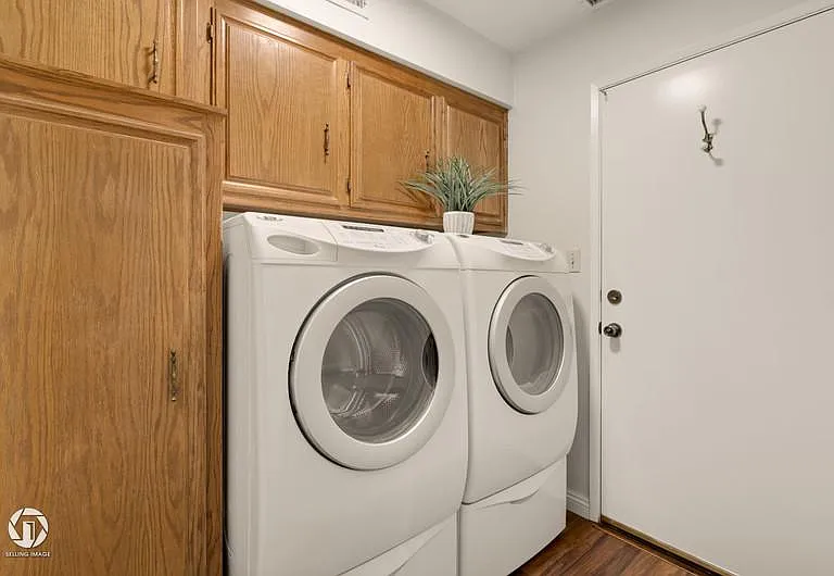 2300 El Portal Dr #49 — Photo 11