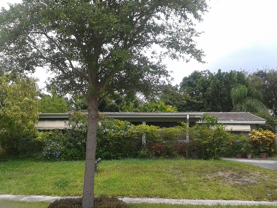 1st image of 1932 Twin Dolphin Ln