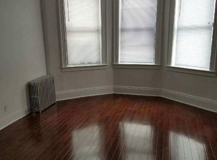 10421 38th Ave, Corona, NY 11368