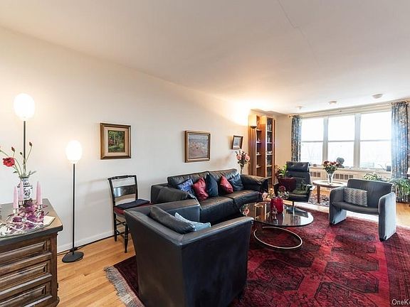 5th image of 222 Martling Ave APT 5D