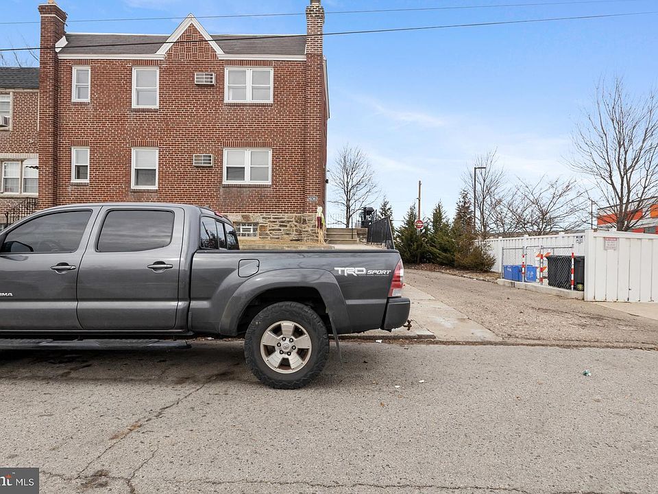 1st image of 6136 Hawthorne St