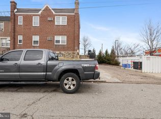 6136 Hawthorne St, Philadelphia, PA 19135