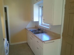 1302 E Chestnut St APT 4, Garden City, KS 67846