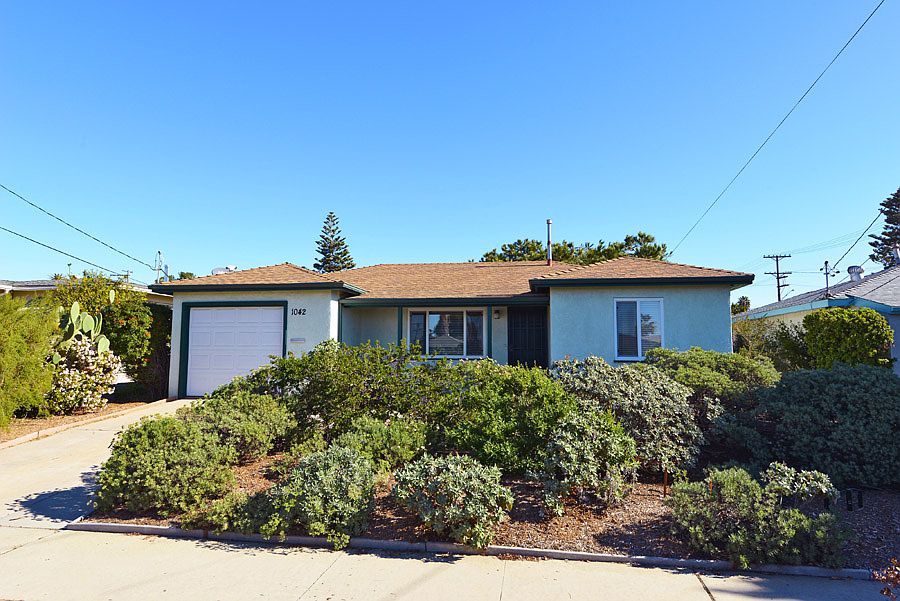 1950s Seaside Cottage