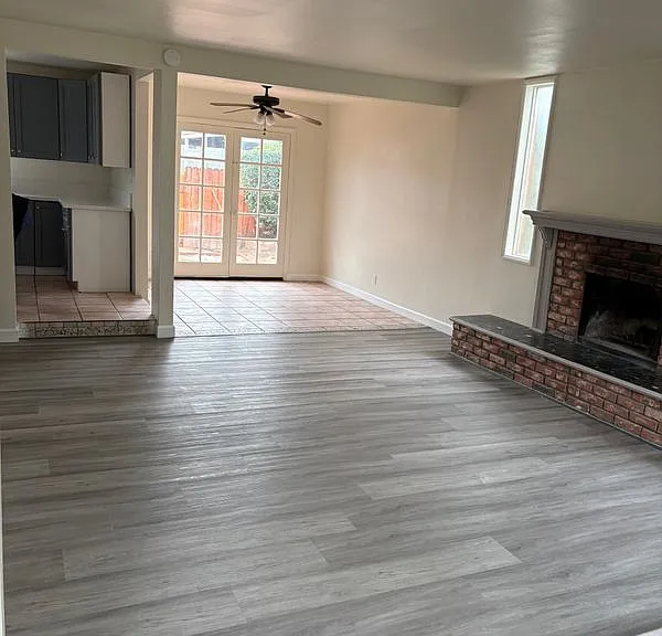 23162 Smith Rd — Photo 34