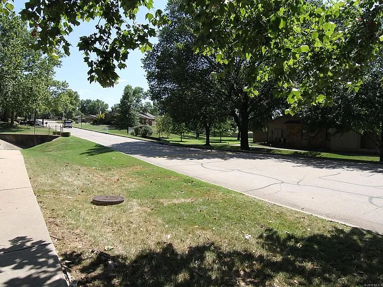 9113 S Urbana Ave #8-C — Photo 26