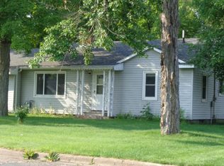 114 E Park Ave, Luck, WI 54853