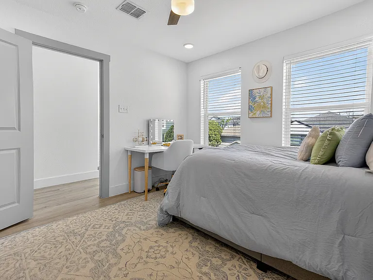 3206 Forest Park Blvd — Photo 30