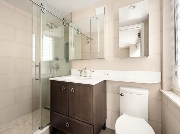 171 East 84th Street image 12 of 18