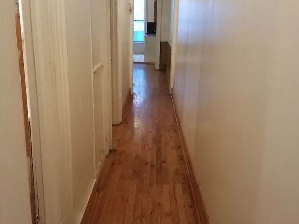 832 Washington Avenue image 4 of 11