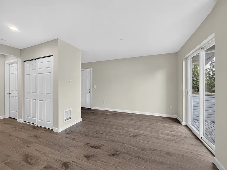 113 W Casino Rd #A — Photo 7