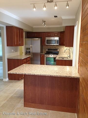 1st image of 1800 Marquette Ln #5581