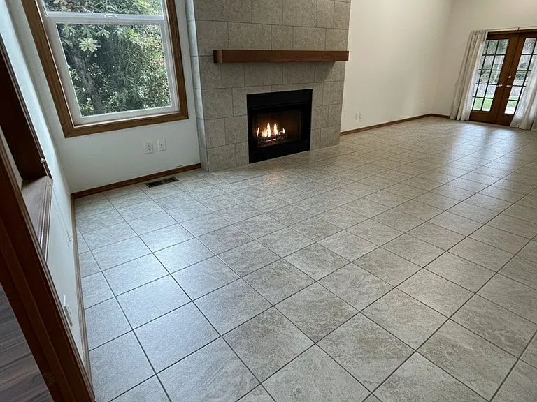 8941 SW 13th Ave — Photo 3
