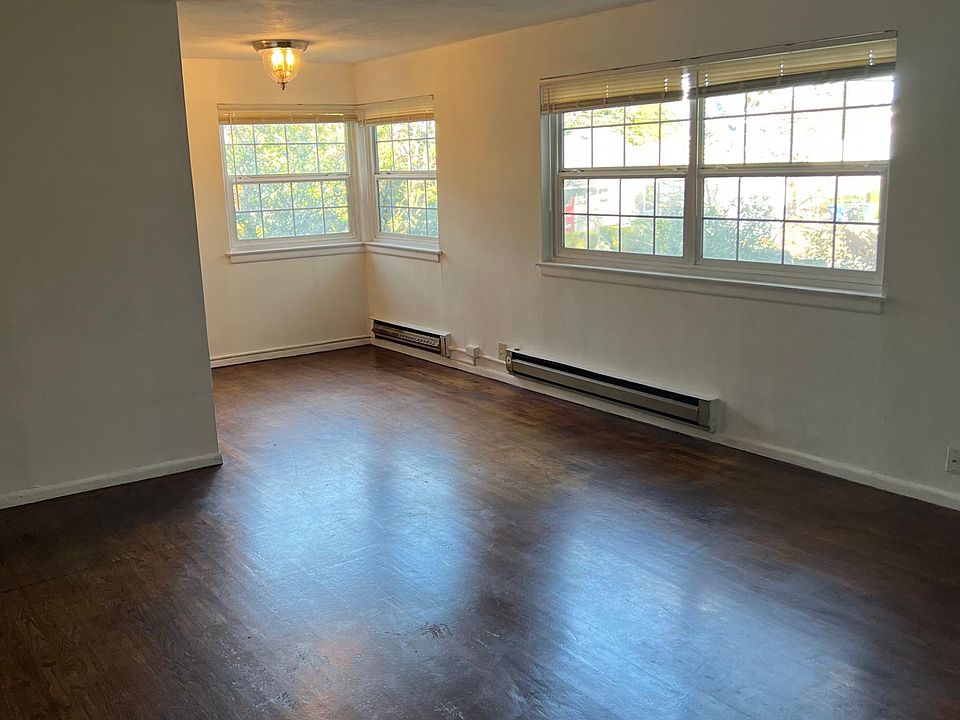 1st image of 2700 E Yesler Way #105