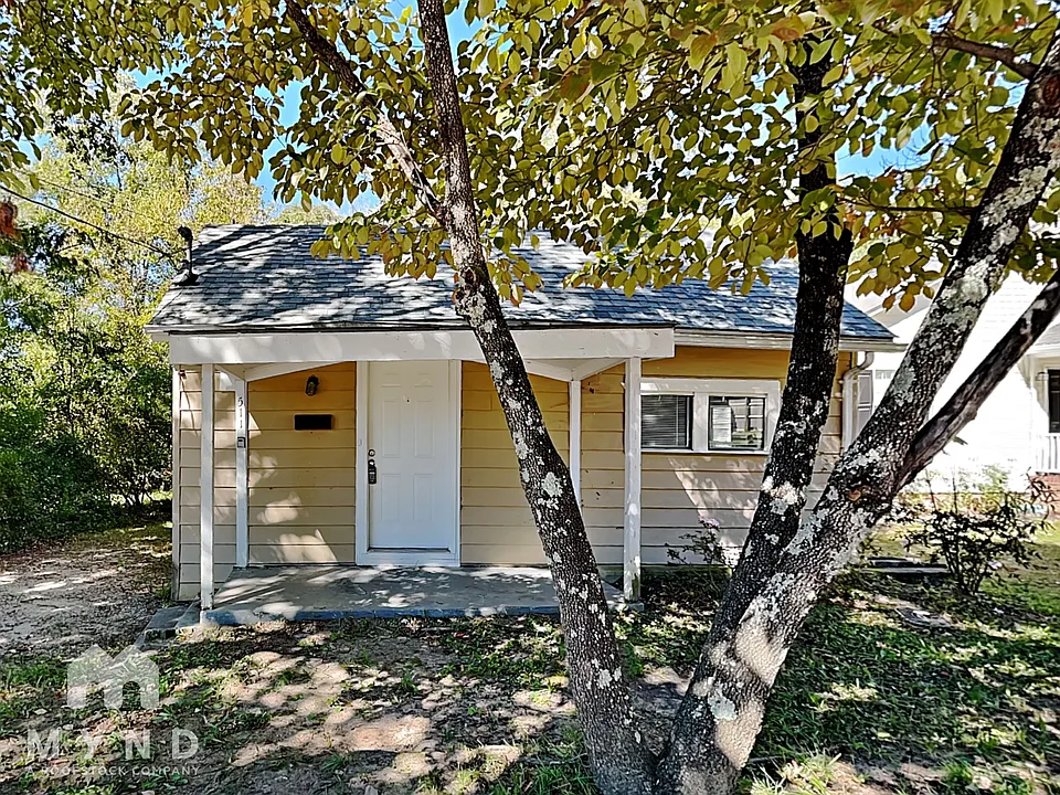 511 N Taylor St