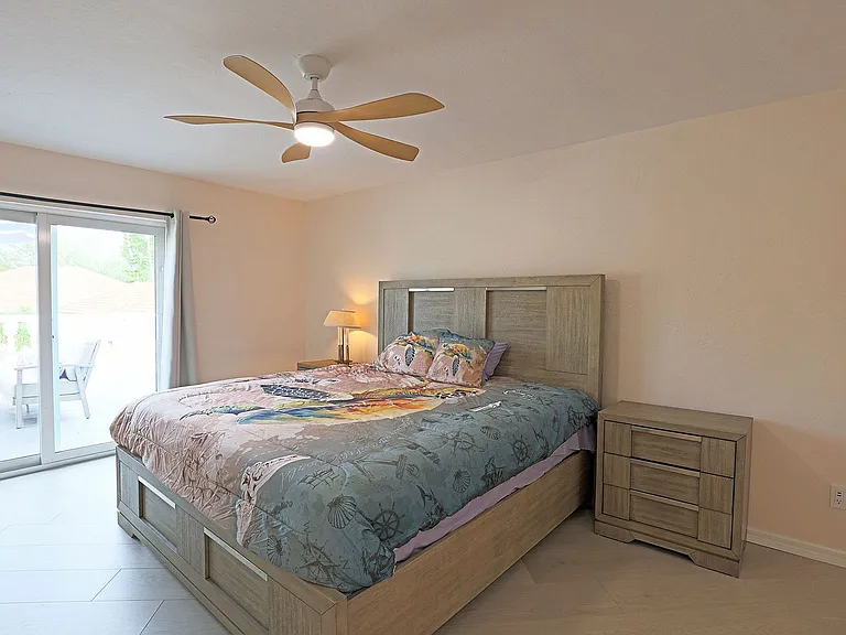 11921 Seabreeze Cove Ln — Photo 26