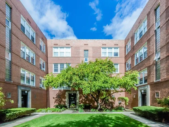 (undisclosed Address), Chicago, IL 60625