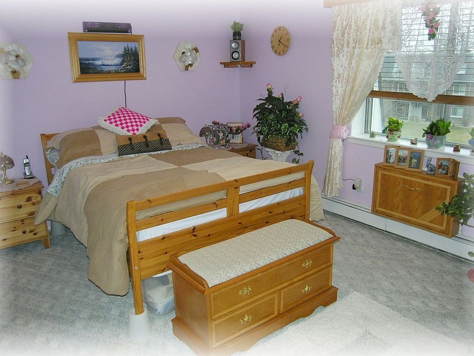 2nd image of 828 McIntosh Ct #14302
