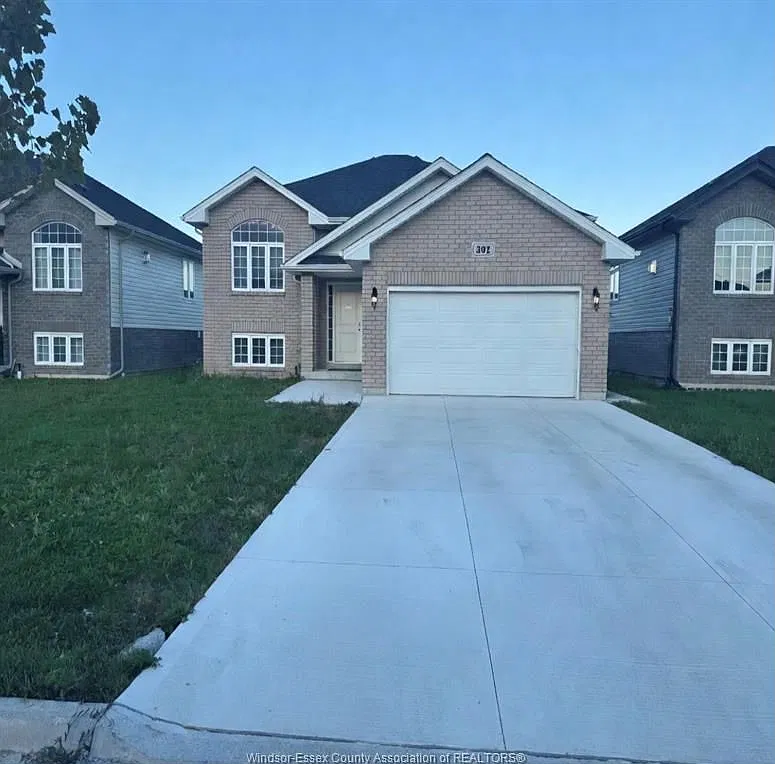 3 bed, $2,250 — Photo 1