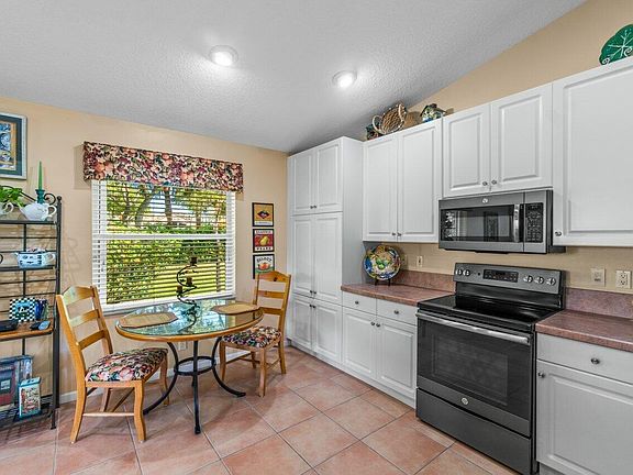 5th image of 5257 Grey Birch Lane