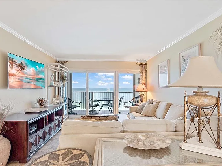 3443 Gulf Shore Blvd N #808 — Photo 8