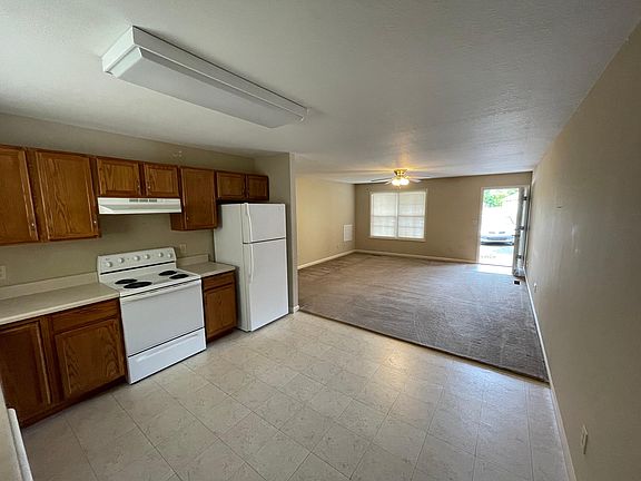 2nd image of 8016 Tipton Overlook Way