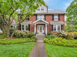 217 Plymouth Rd, Newton, MA 02461