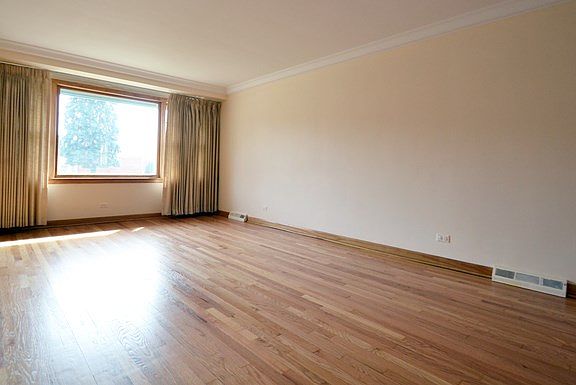 1st floor living room