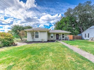 237 McLemore Dr, Alvin, TX 77511