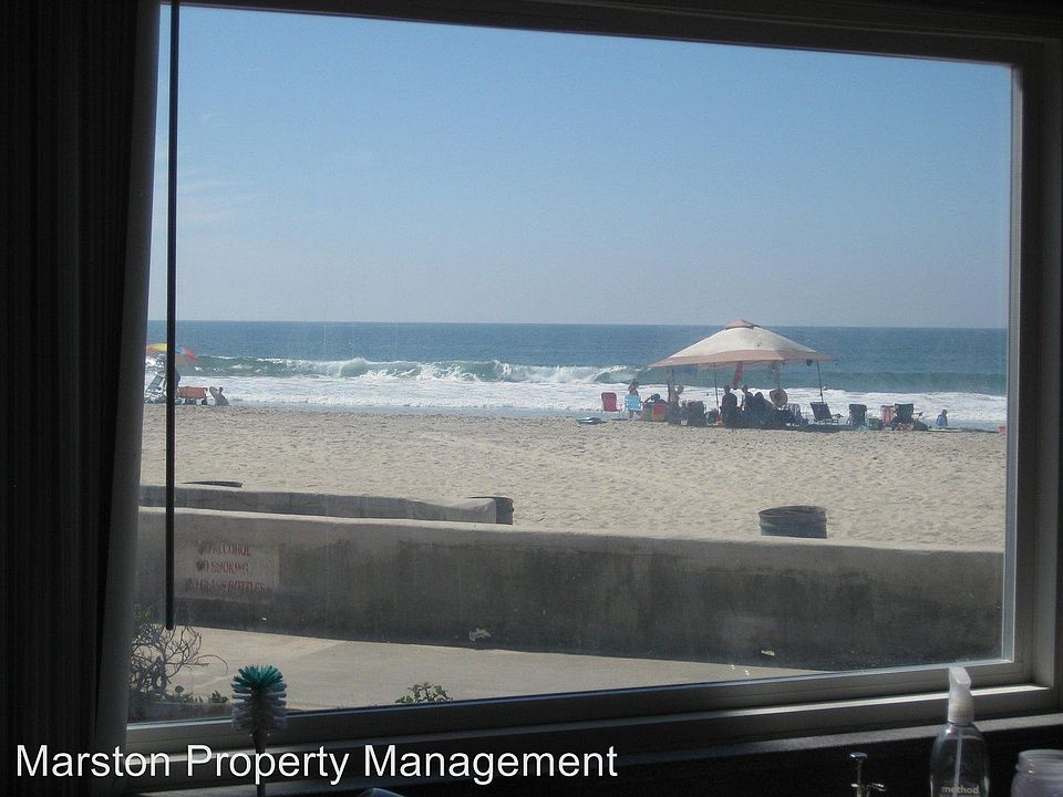 1st image of 704 Santa Barbara Pl