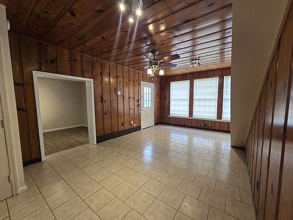 5th image of 5712 Maco St