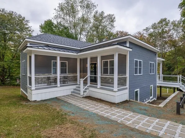 63 King Rd, Charlton, MA 01507
