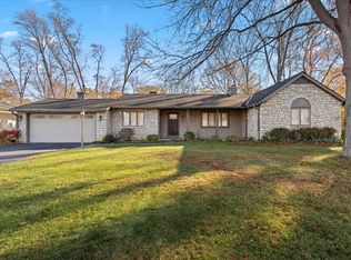 3076 S Dorchester Rd, Upper Arlington, OH 43221