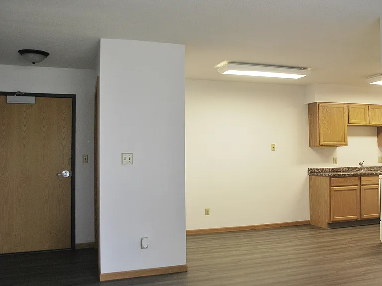 Viking Terrace Apartments — Photo 20