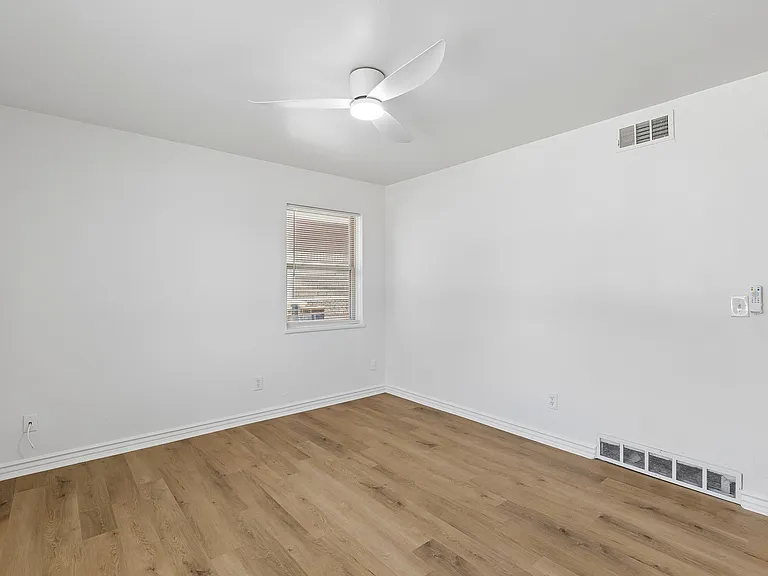 1600 Andover Ct — Photo 15