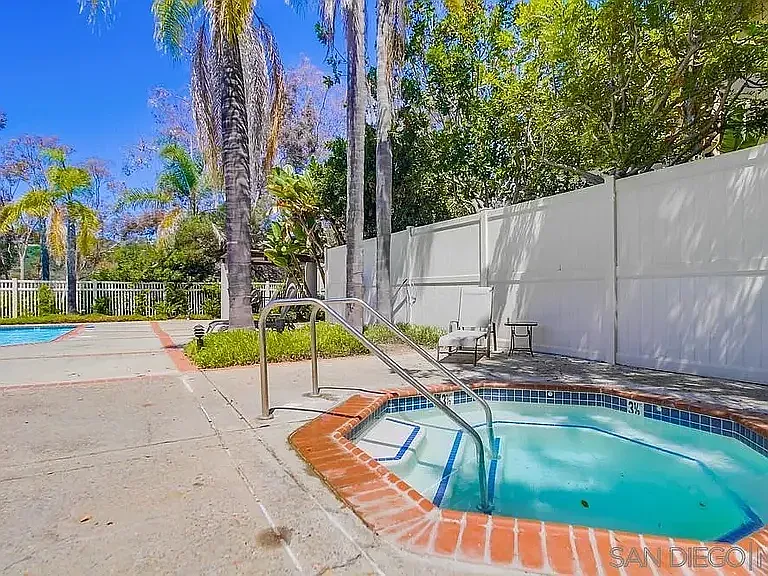 2725 Ariane Dr — Photo 2
