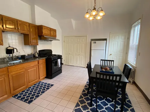 52 Highland Ave #1, Somerville, MA 02143