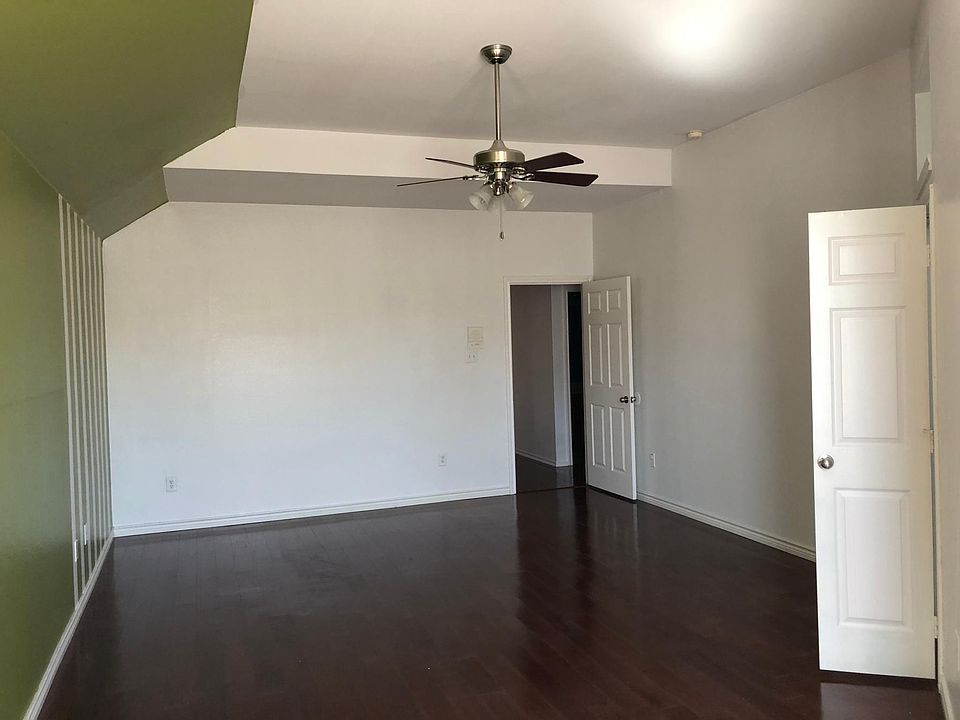 1st image of 5923 Lorenzo Dr