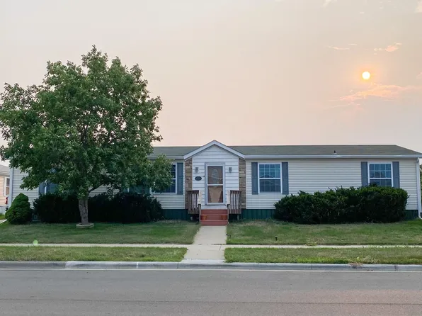 1509 Northstar Ave, Pierre, SD 57501