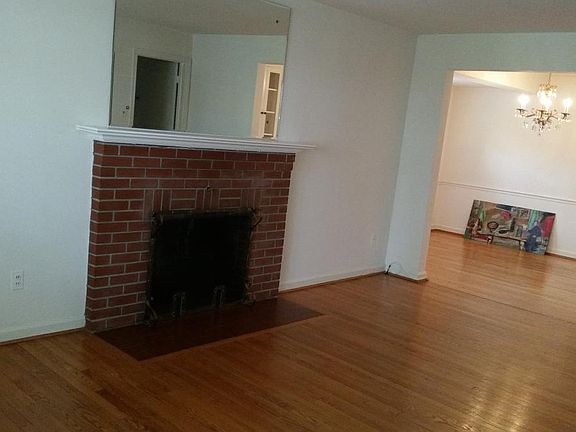 Living Rm w fireplace& Dining Rm
