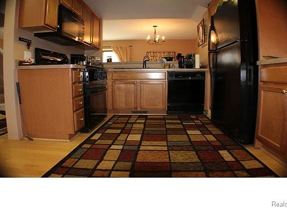 5th image of 5670 Drake Hollow Dr W