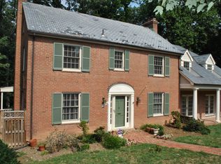 1854 N Herndon St, Arlington, VA 22201