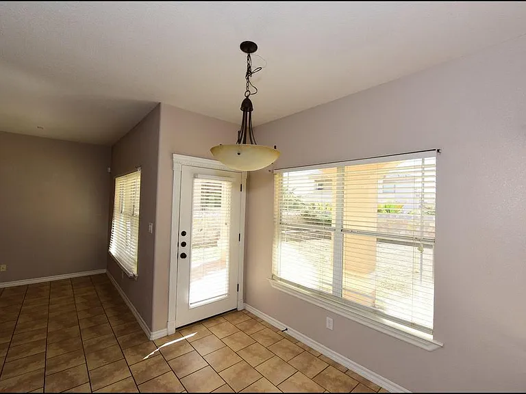 11340 Charles Reynolds Ln — Photo 11