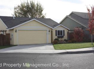 658 NW Green Forest Cir, Redmond, OR 97756