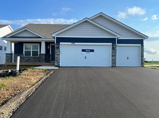 5193 Mustang Ct, Woodbury, MN 55129