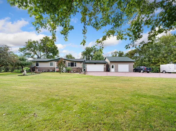 1 Lime Lake Dr, Avoca, MN 56114
