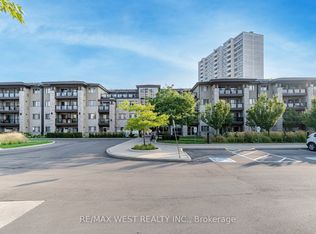 570 Lolita Gdns #209, Mississauga, ON L5A 0A1