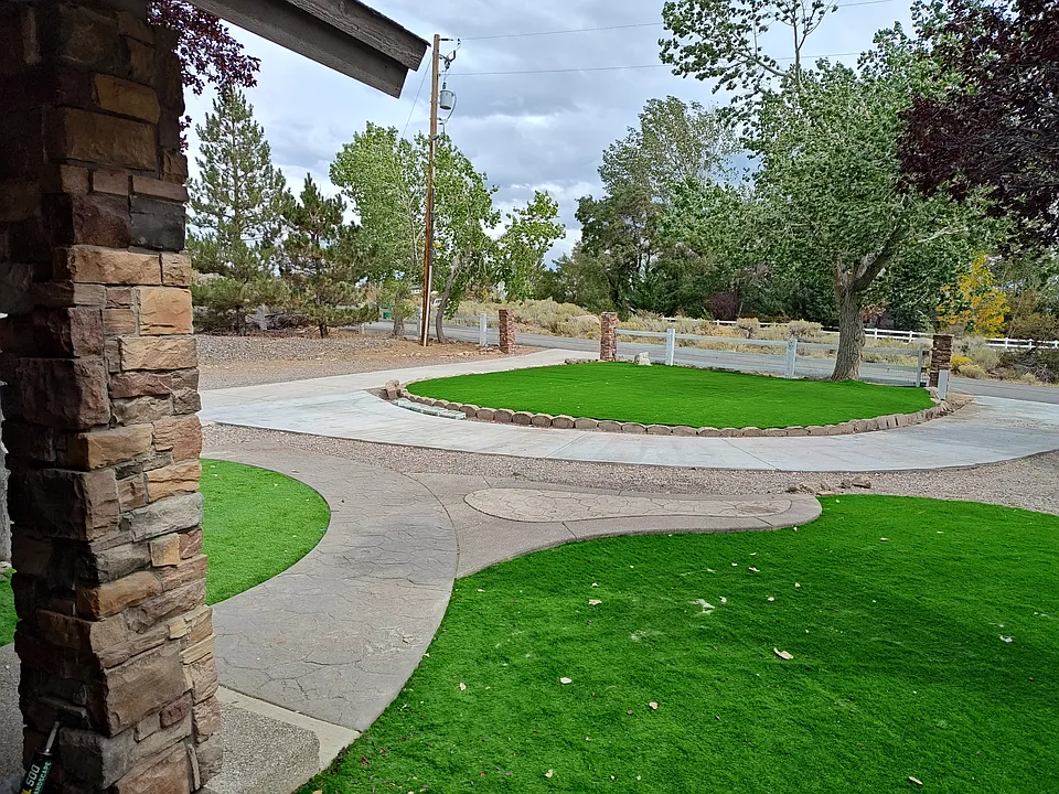 15835 Caswell Ln